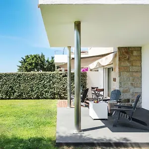 https://sardegna-e-rooms.in-sardinia.net